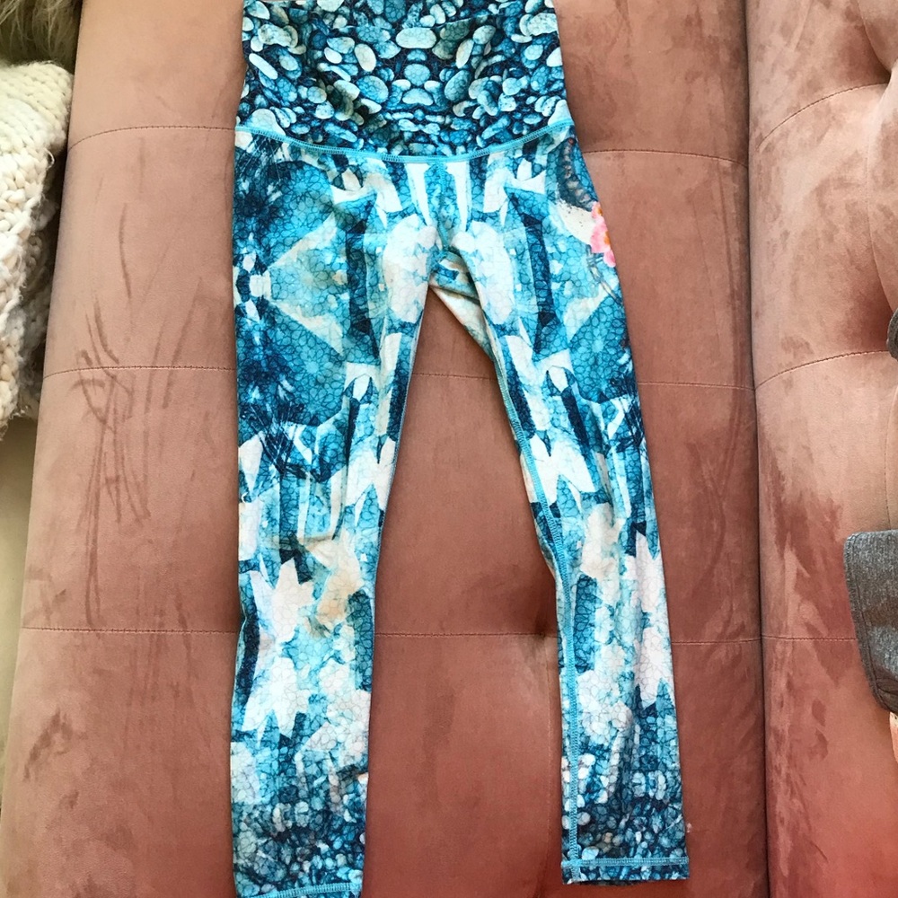Live Laugh Love Leggings (XS)